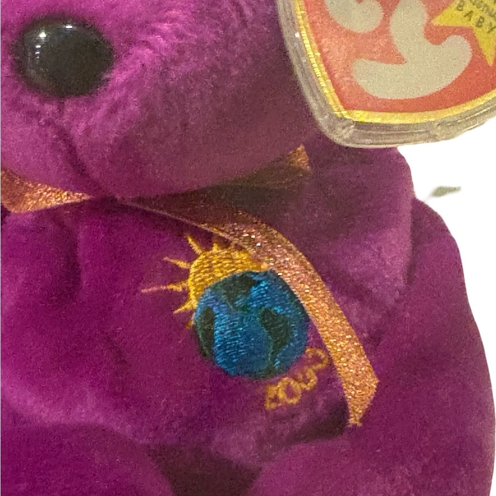 1999 TY Beanie Baby Millennium purple bear gold ribbon Earth/“2000” chest patch - Picture 5 of 11